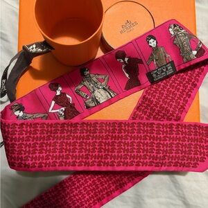 Hermes Print Twilly Scarf